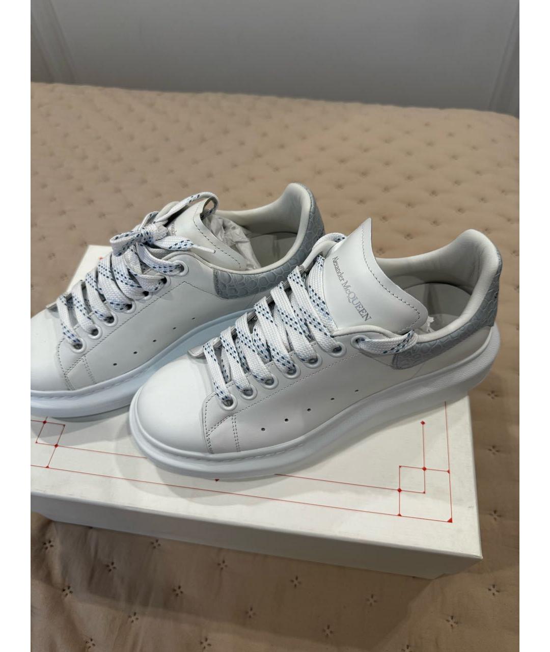 ALEXANDER MCQUEEN Белые кожаные кеды, фото 2