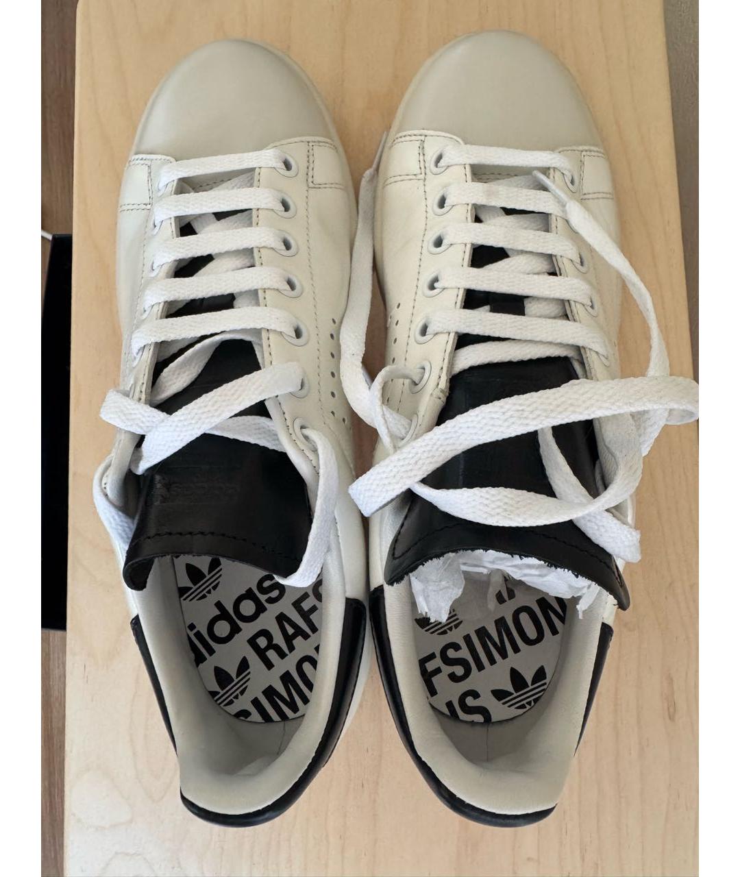 ADIDAS X RAF SIMONS Белые кожаные низкие кроссовки / кеды, фото 3