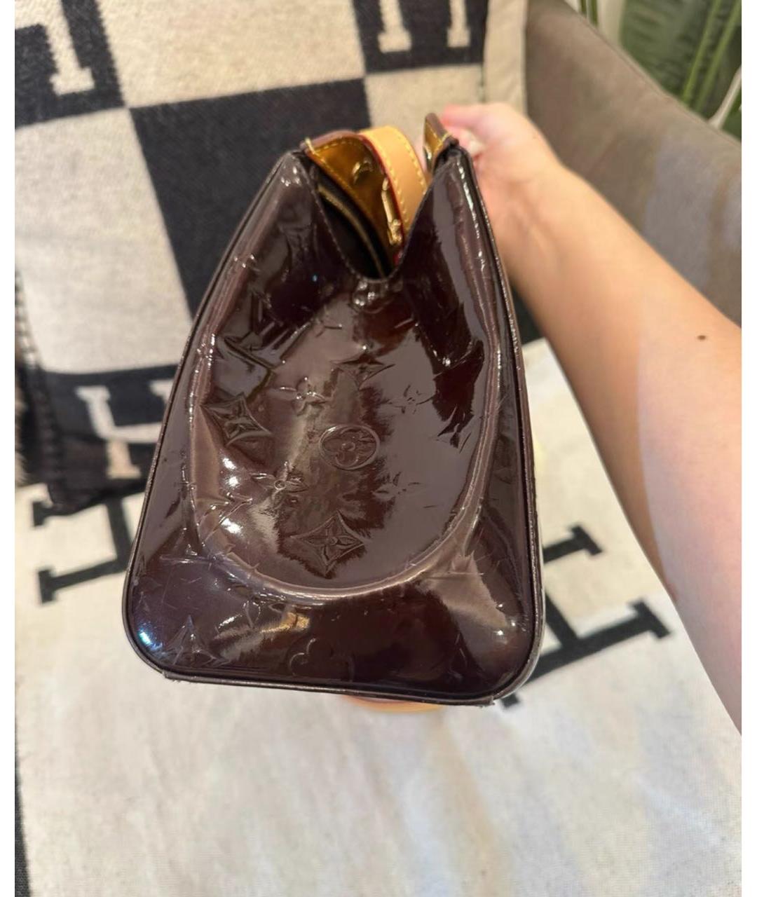 LOUIS VUITTON Коричневая сумка с короткими ручками из лакированной кожи, фото 6