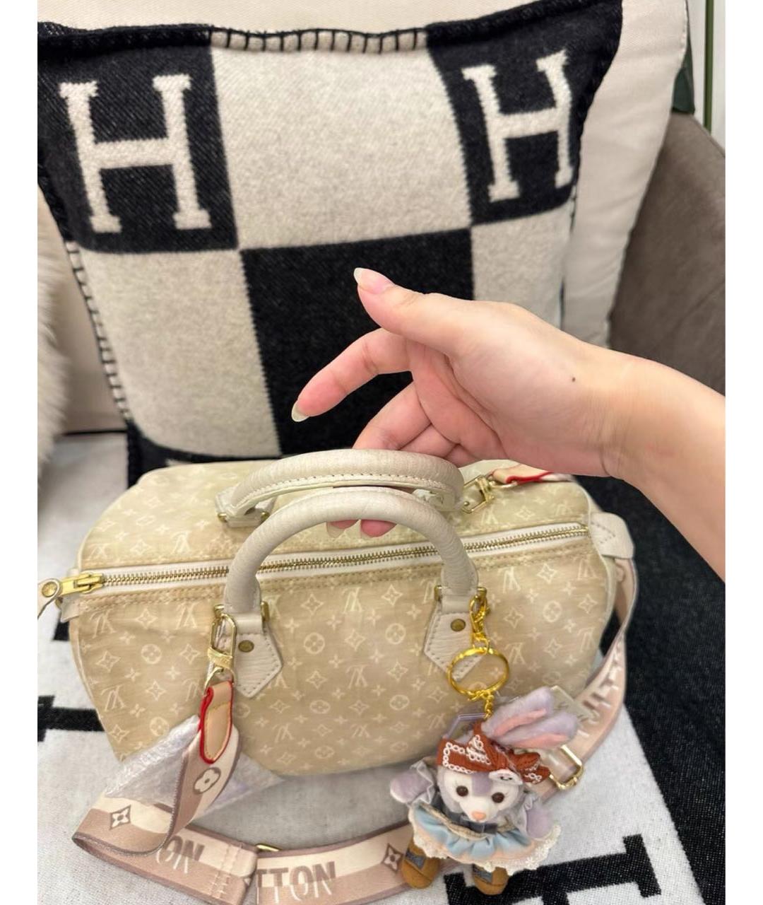 LOUIS VUITTON Бежевая тканевая дорожная/спортивная сумка, фото 3