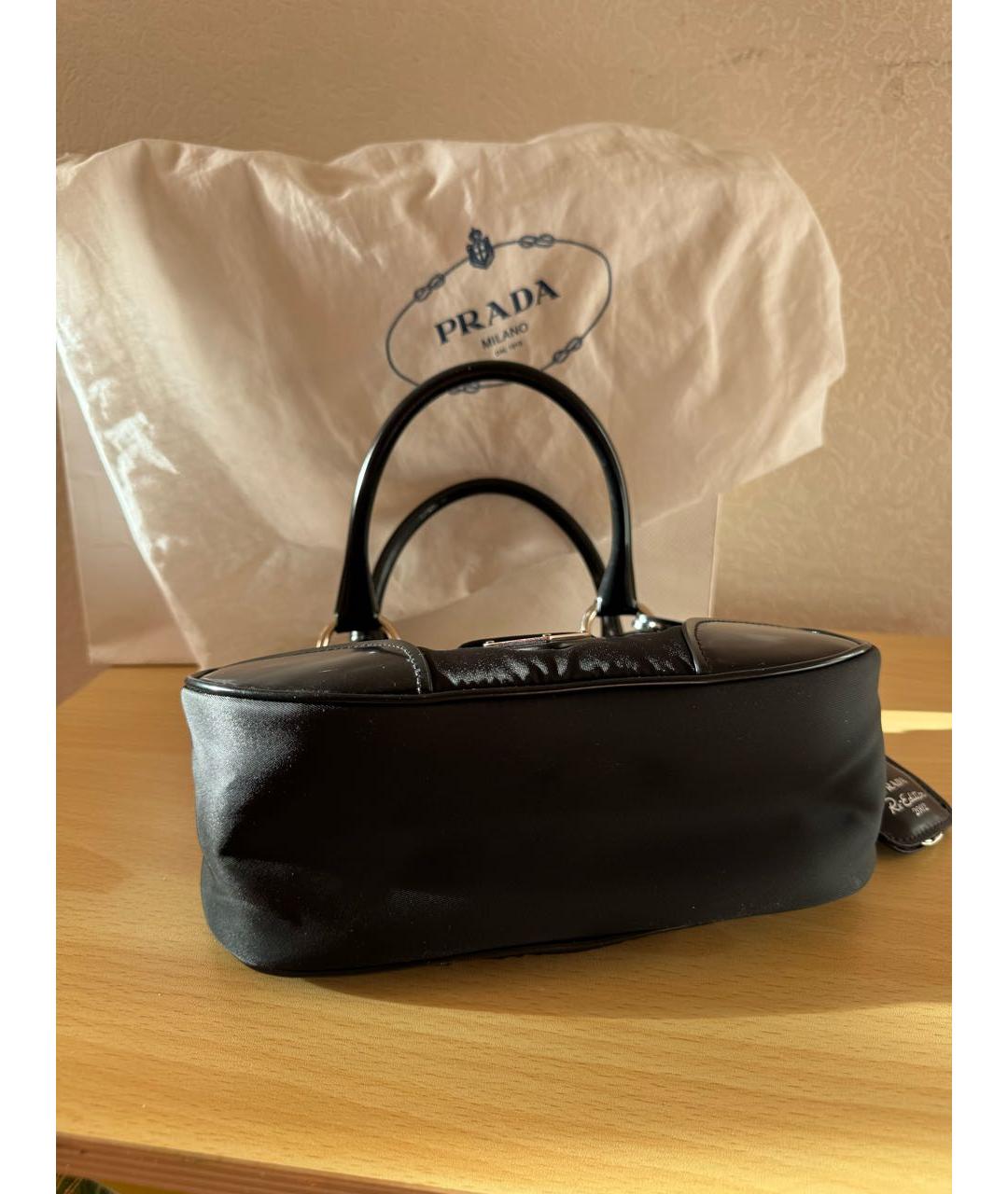 PRADA Черная кожаная сумка с короткими ручками, фото 4