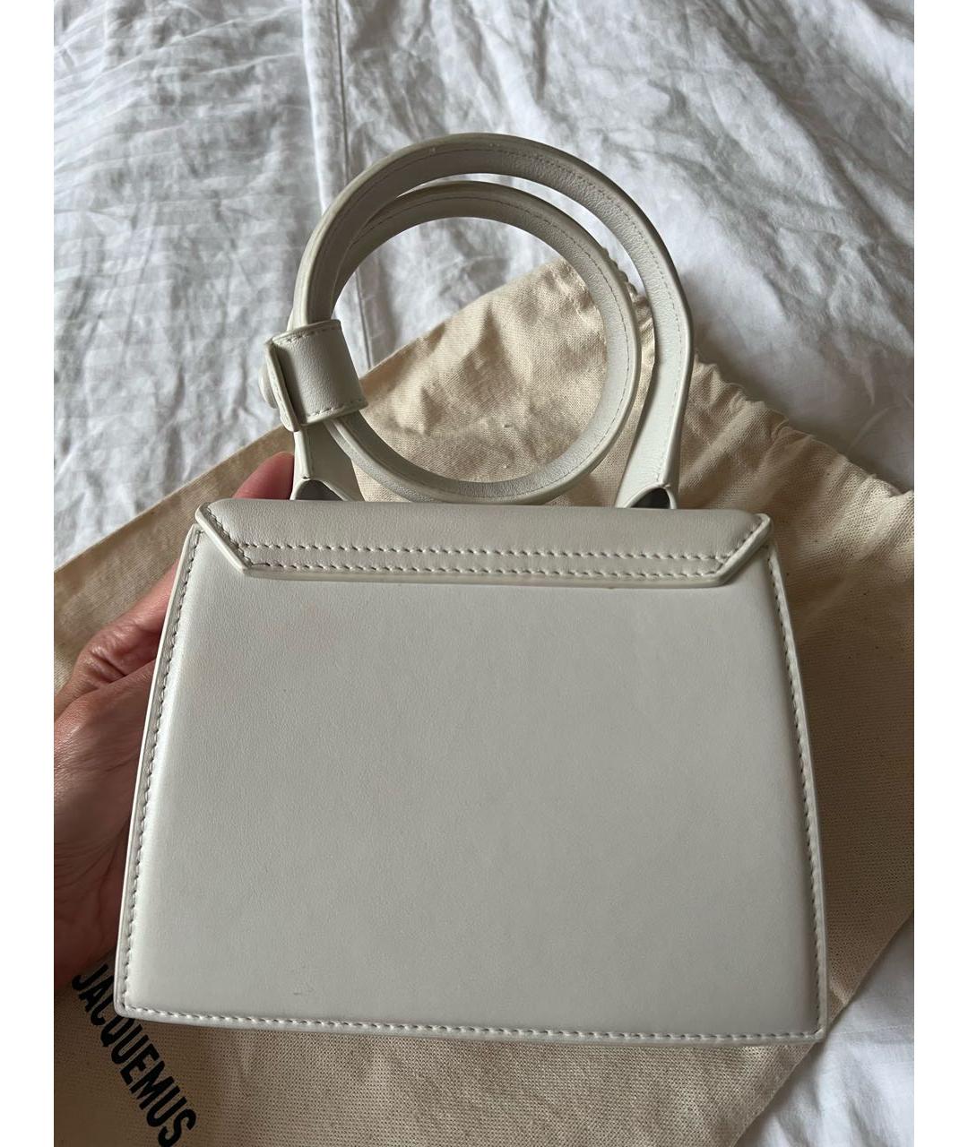 JACQUEMUS Белая кожаная сумка с короткими ручками, фото 4