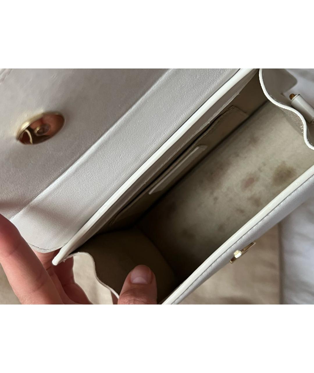 JACQUEMUS Белая кожаная сумка с короткими ручками, фото 7
