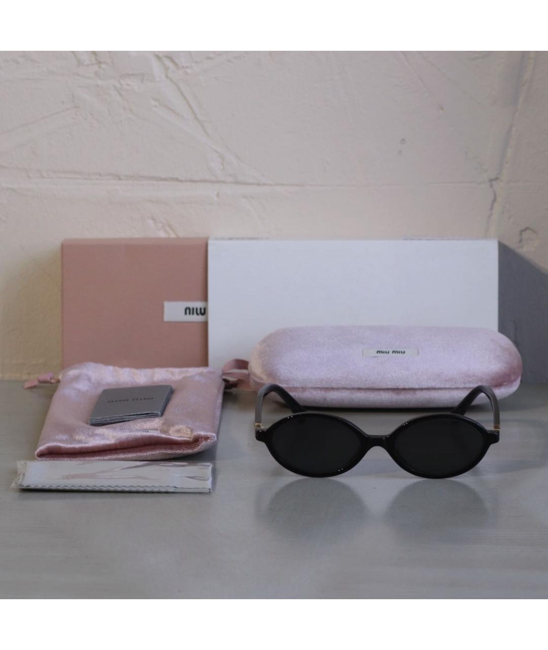 MIU MIU Черные пластиковые солнцезащитные очки, фото 3