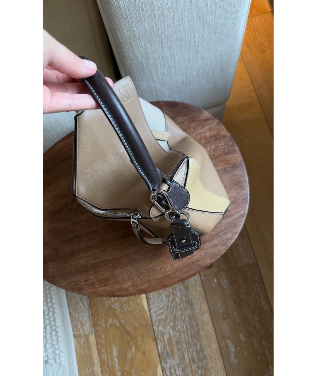 LOEWE Бежевая кожаная сумка через плечо, фото 3