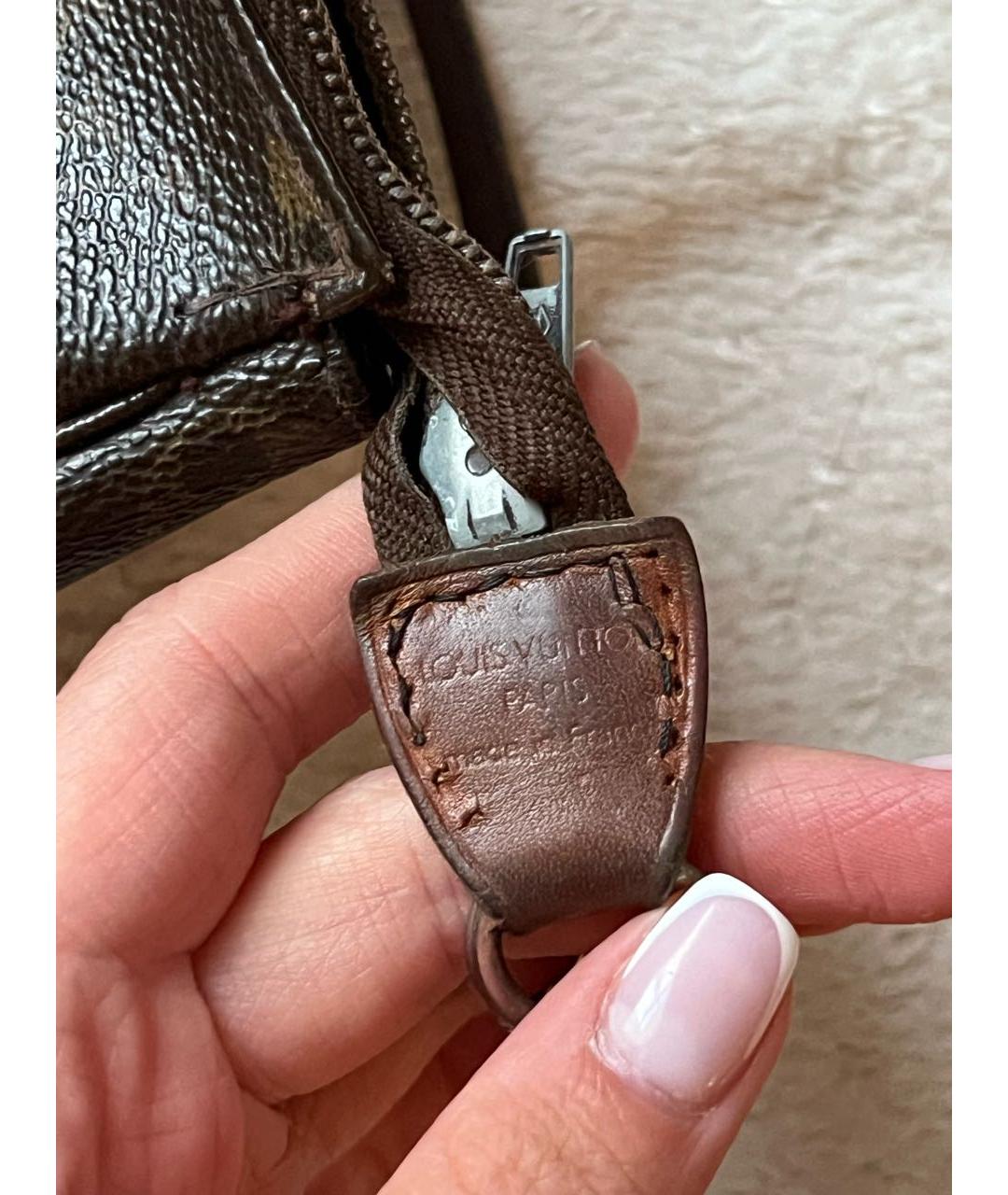 LOUIS VUITTON Коричневая кожаная сумка с короткими ручками, фото 8