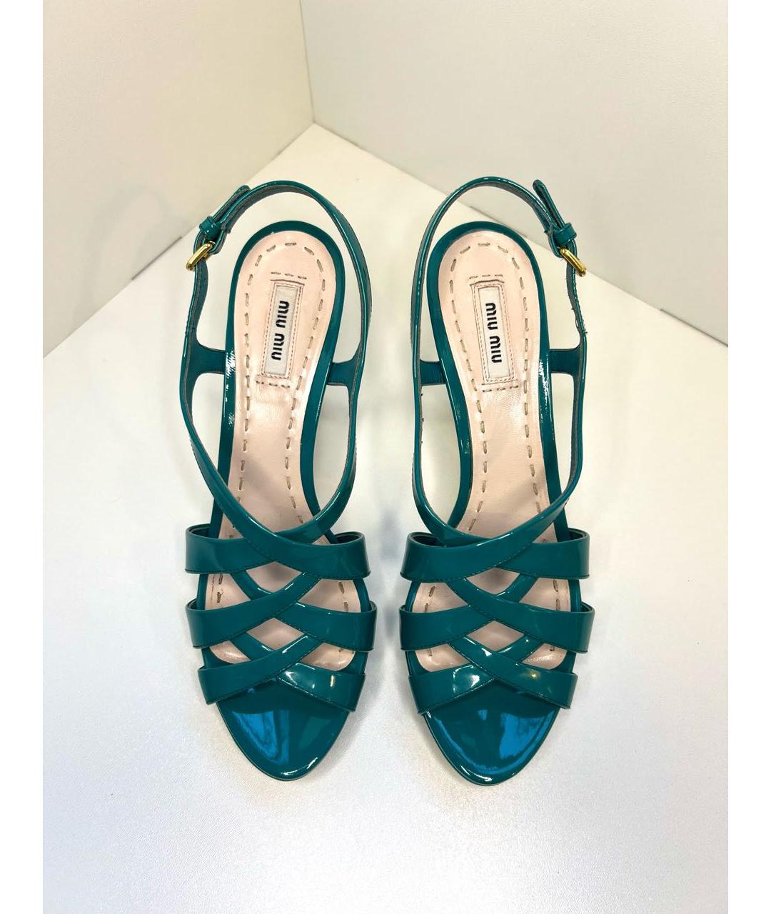 MIU MIU Бирюзовые босоножки из лакированной кожи, фото 2