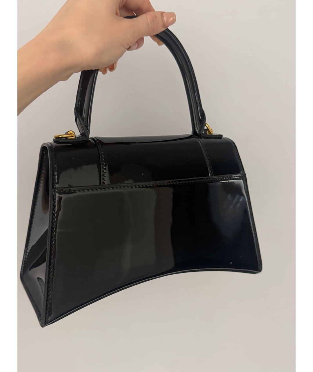 BALENCIAGA Черная сумка с короткими ручками из лакированной кожи, фото 3