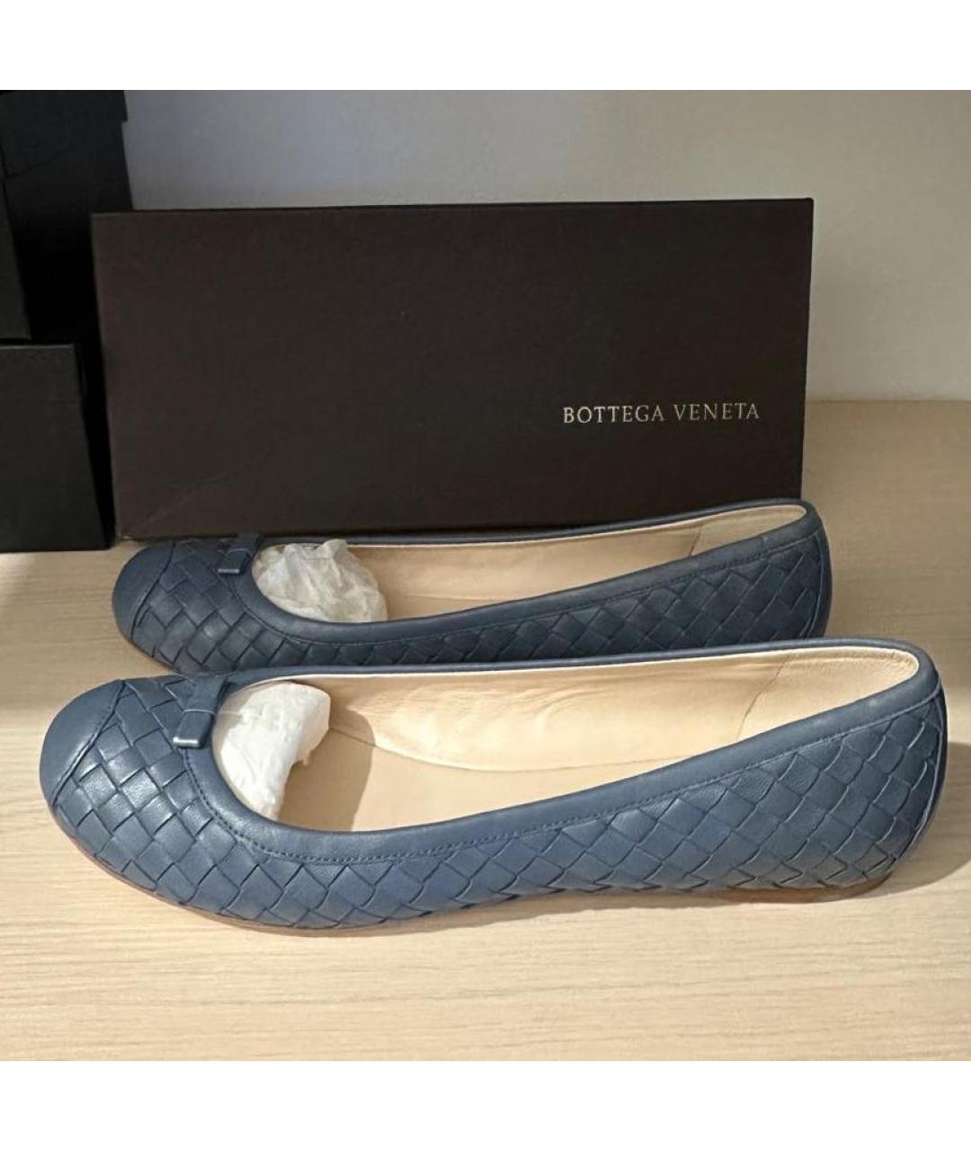 BOTTEGA VENETA Синие кожаные балетки, фото 3