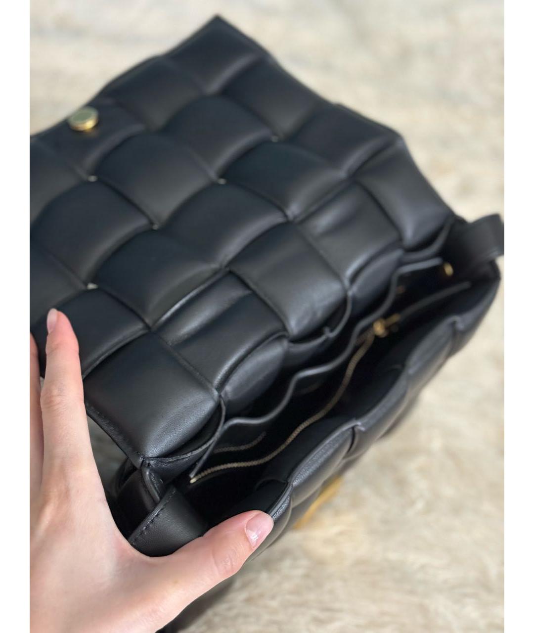 BOTTEGA VENETA Черная кожаная сумка через плечо, фото 4