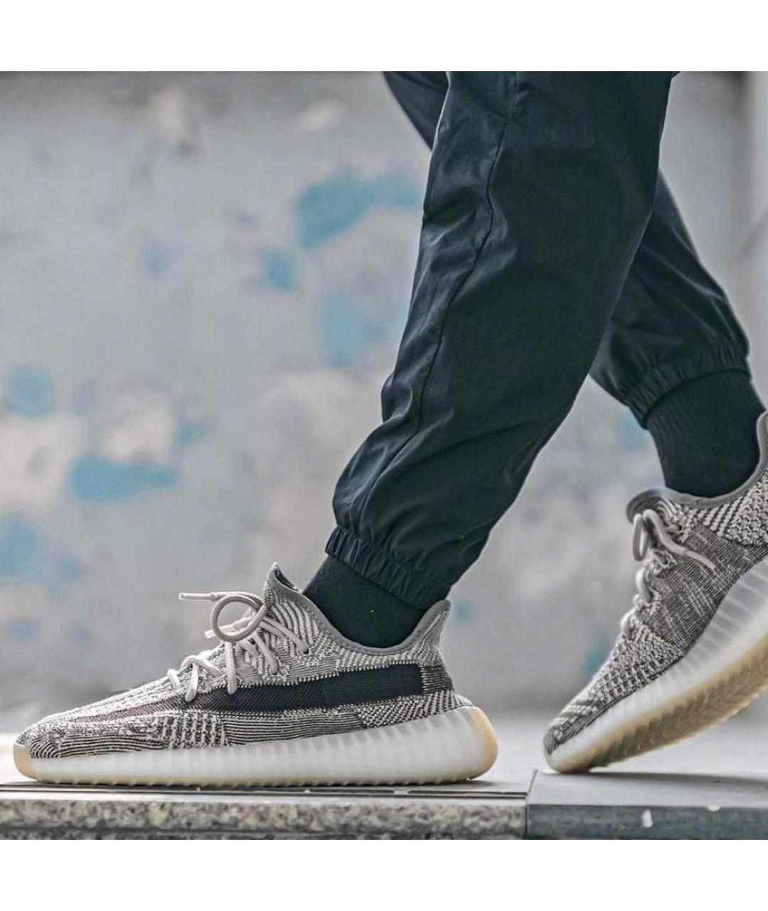 ADIDAS YEEZY Черные текстильные низкие кроссовки / кеды, фото 3