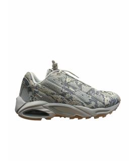 NIKE Низкие кроссовки / кеды