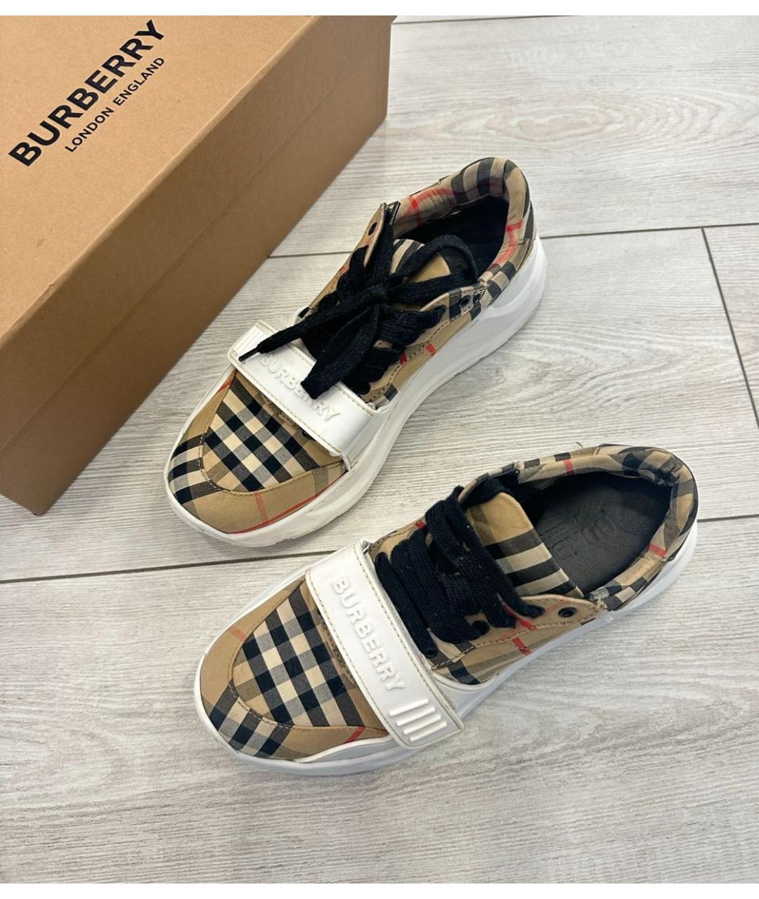BURBERRY Бежевые кроссовки, фото 2