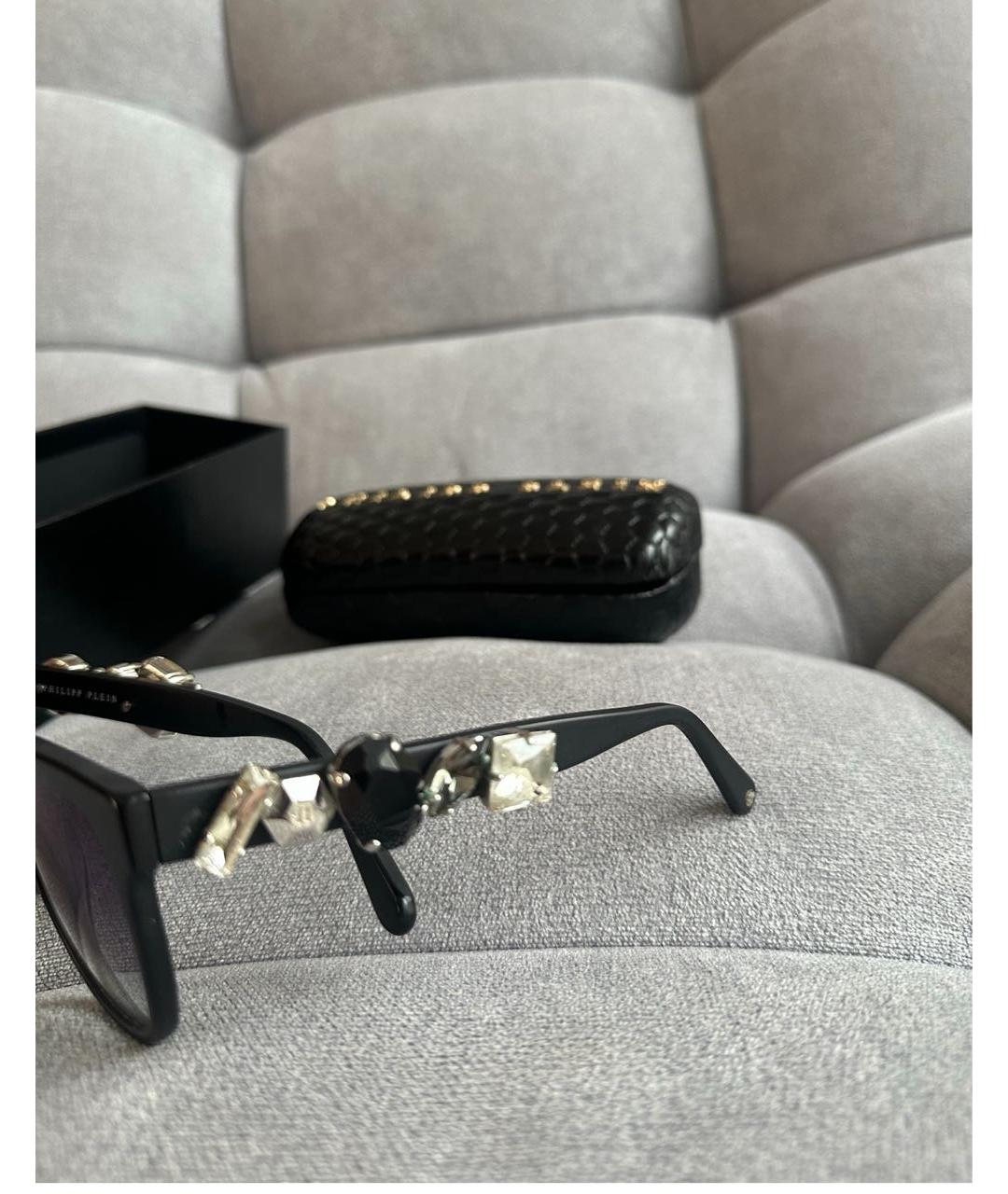 PHILIPP PLEIN Черные пластиковые солнцезащитные очки, фото 3
