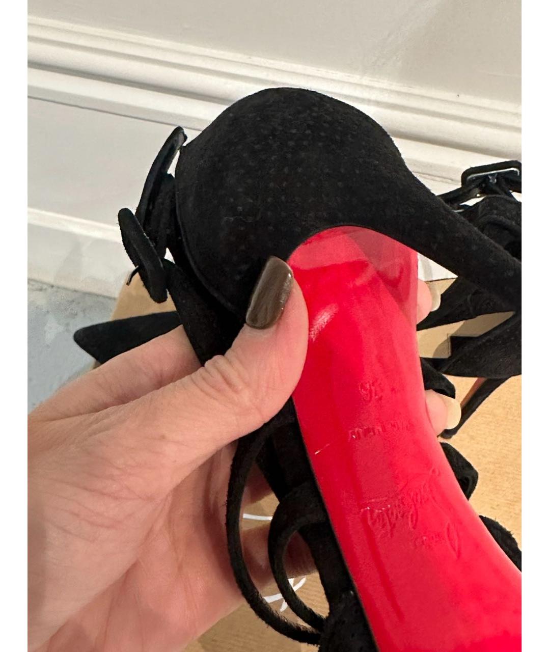 CHRISTIAN LOUBOUTIN Черные замшевые туфли, фото 5