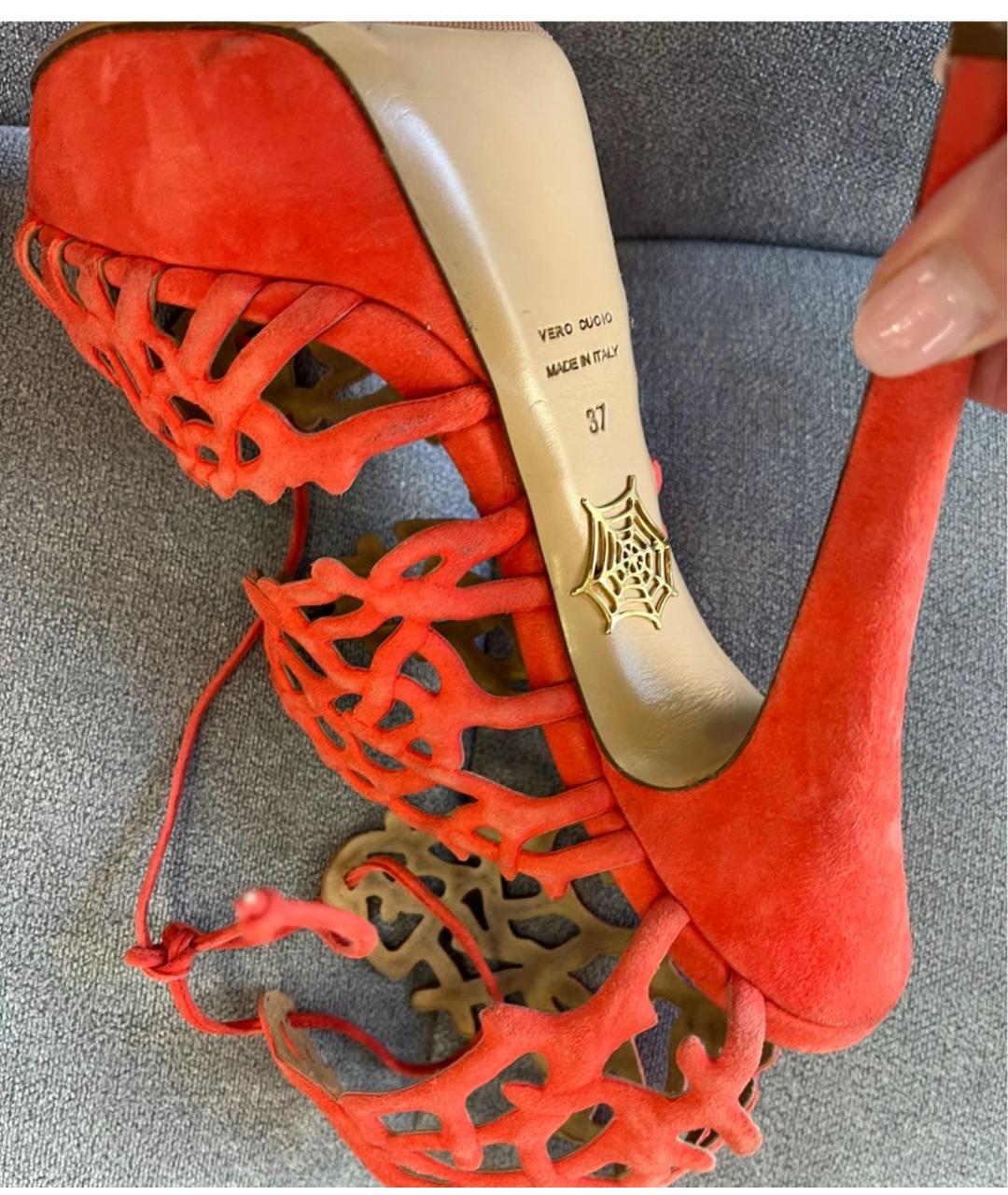 CHARLOTTE OLYMPIA Оранжевое замшевые босоножки, фото 6