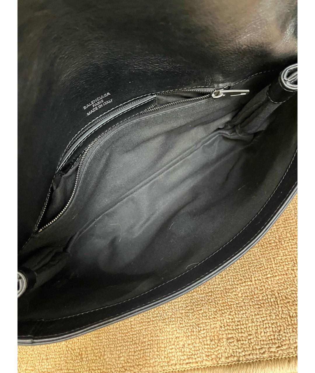 BALENCIAGA Черная кожаная сумка через плечо, фото 4