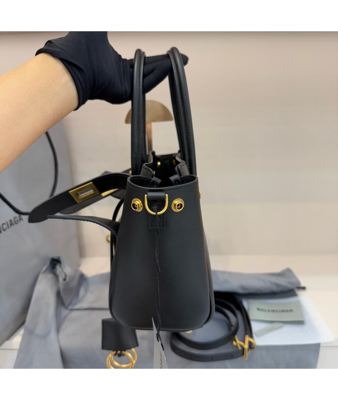 BALENCIAGA Черная кожаная сумка через плечо, фото 6