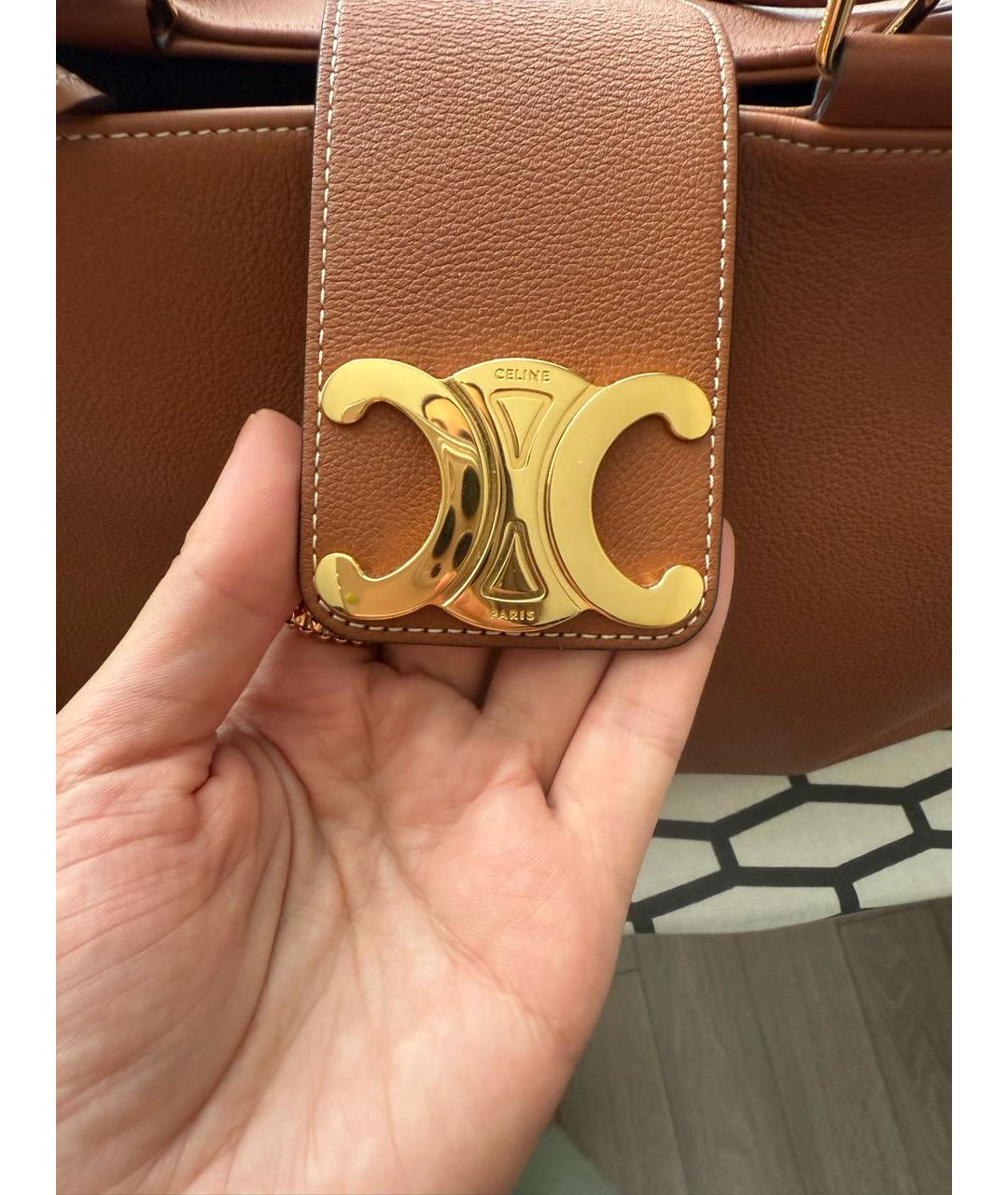CELINE Коричневая кожаная сумка с короткими ручками, фото 5