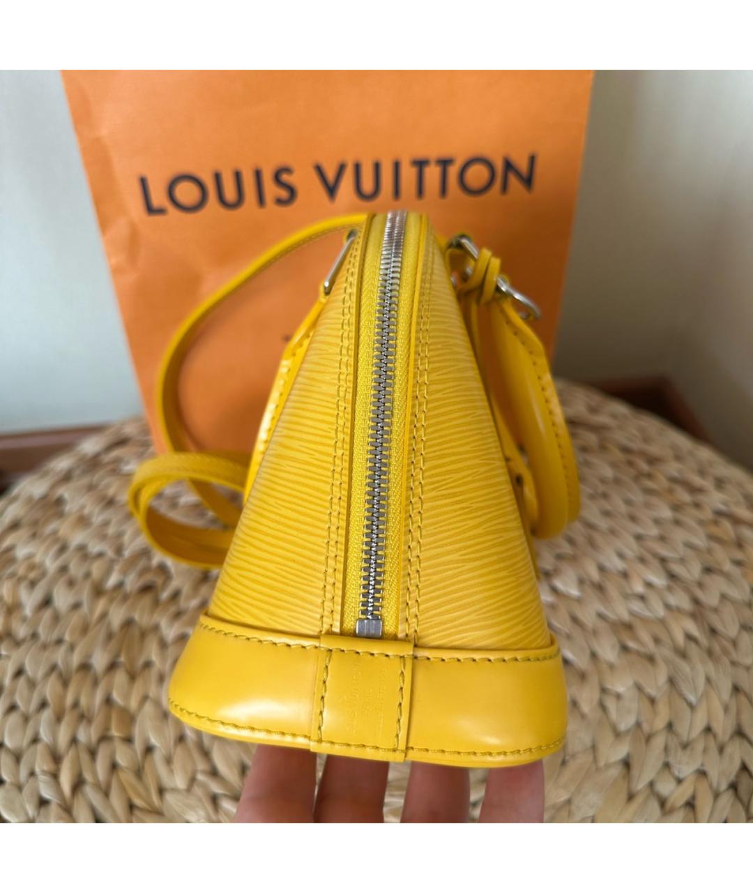 LOUIS VUITTON Желтая кожаная сумка через плечо, фото 6