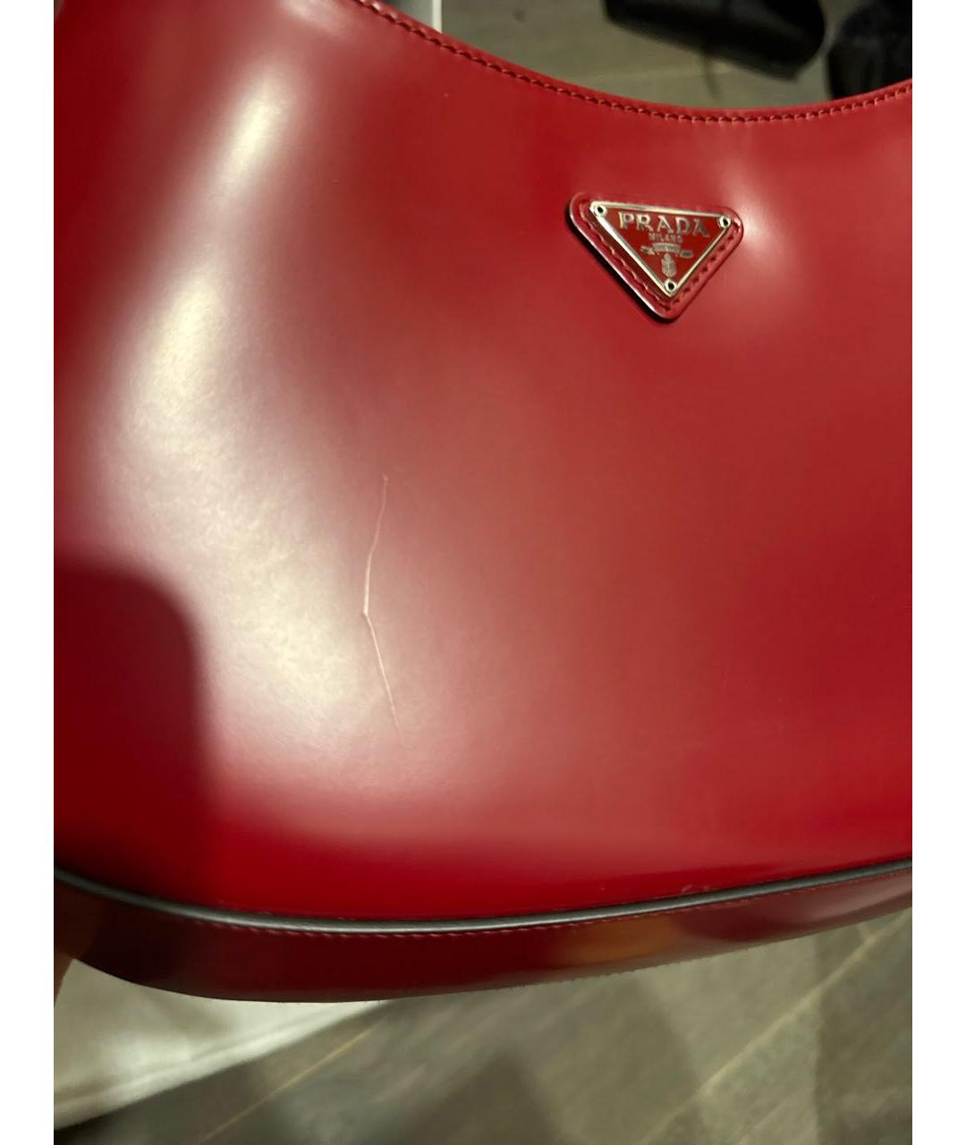 PRADA Красная сумка с короткими ручками из лакированной кожи, фото 8