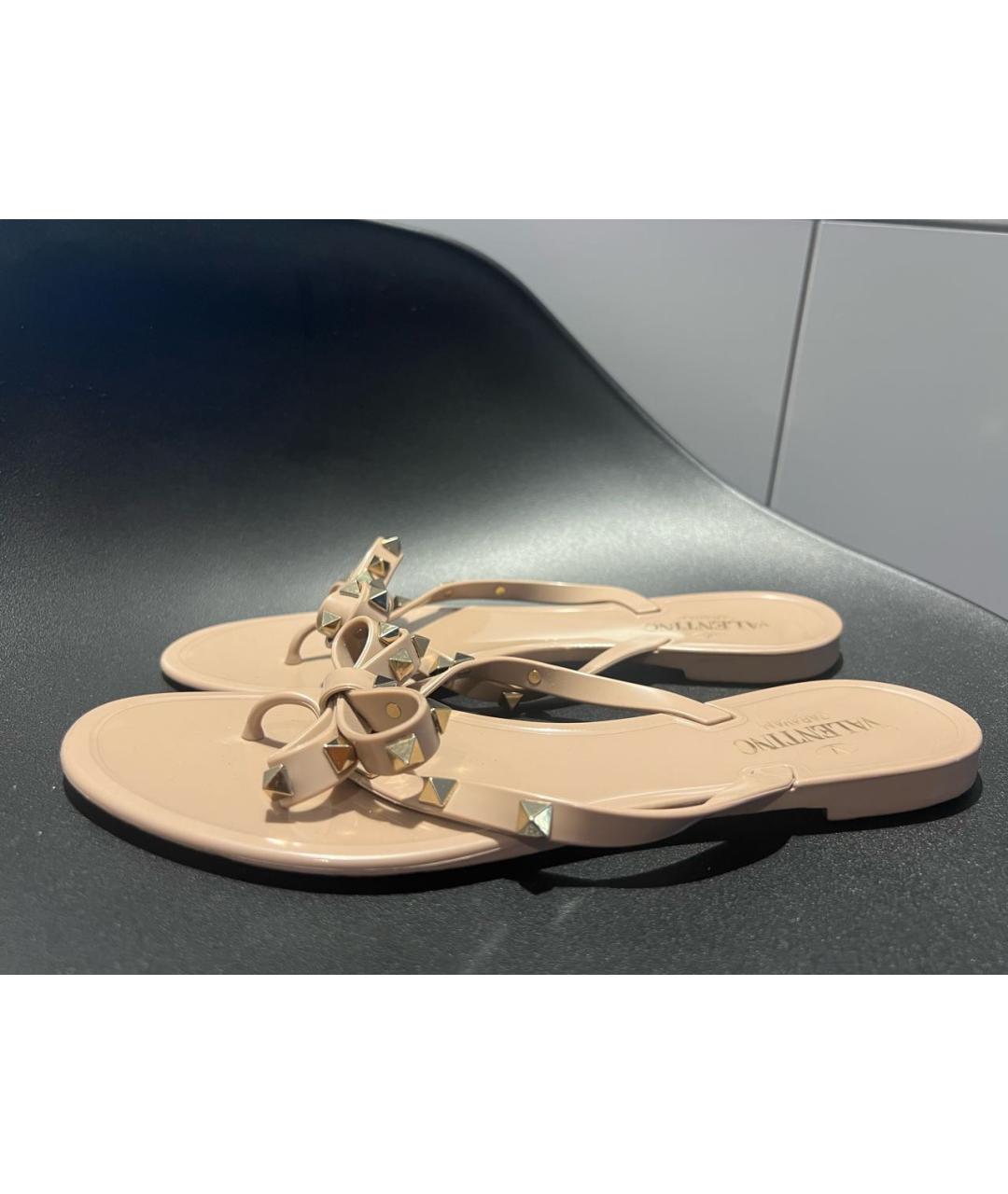 VALENTINO Розовые резиновые шлепанцы, фото 7