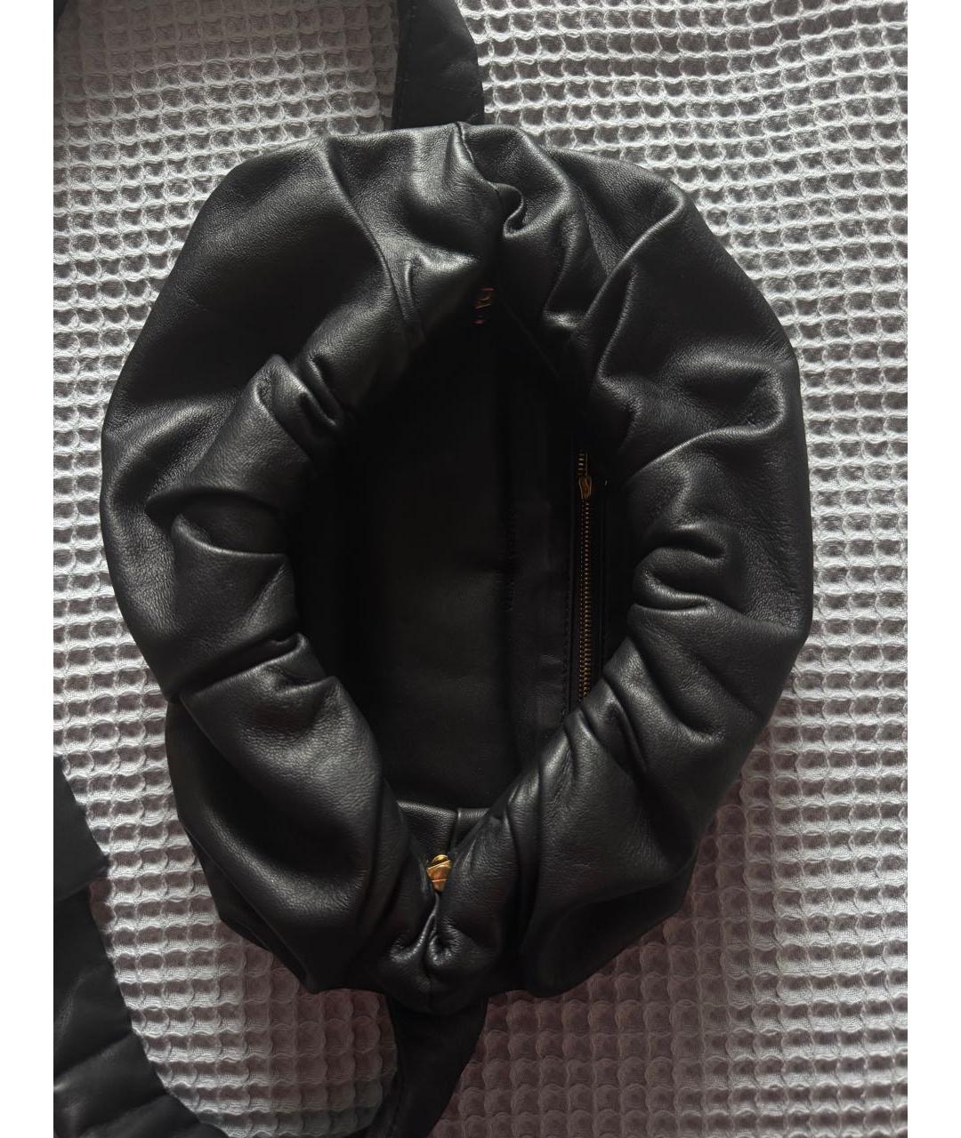 BOTTEGA VENETA Черная кожаная сумка на плечо, фото 7