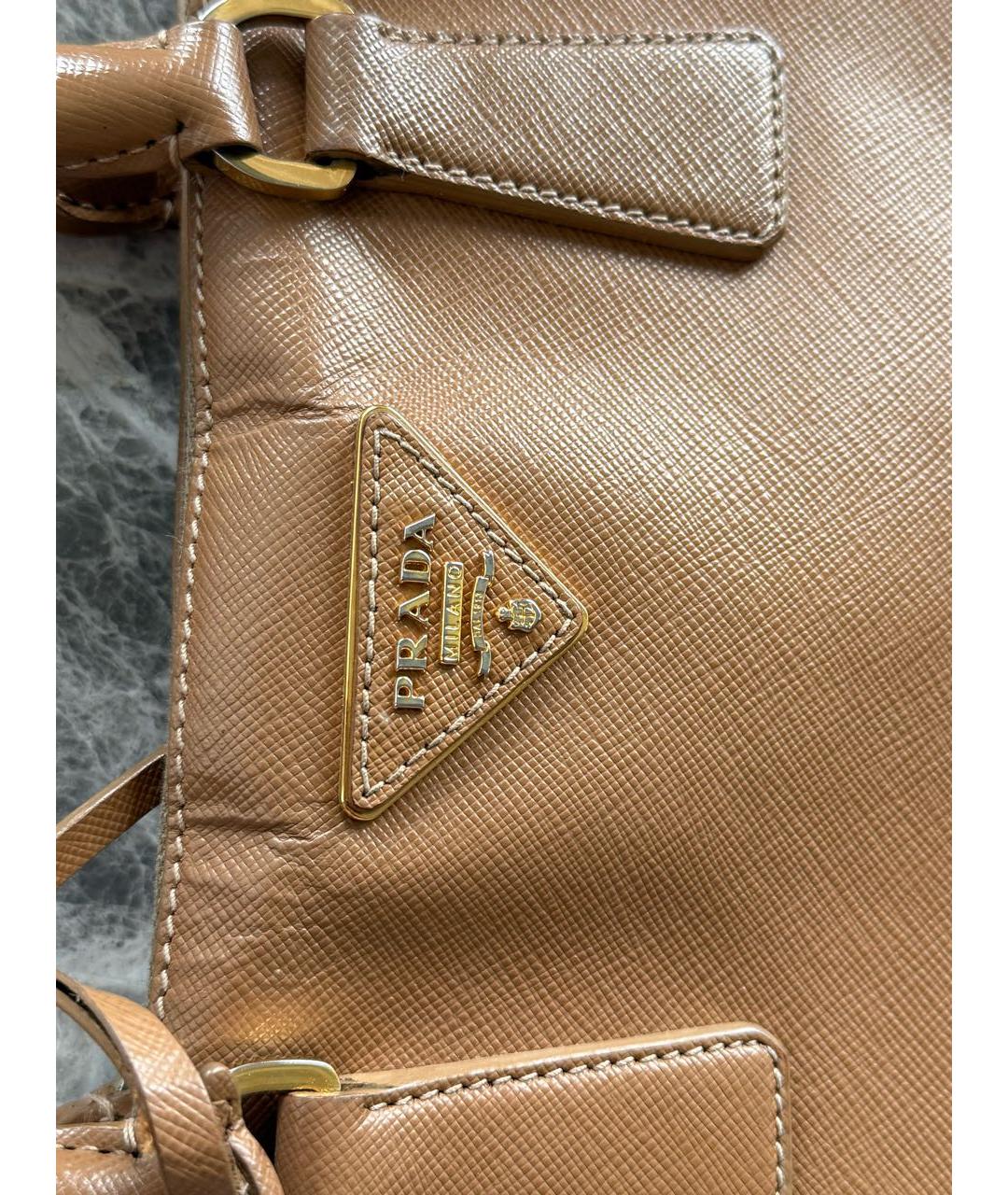PRADA Коричневая кожаная сумка с короткими ручками, фото 5