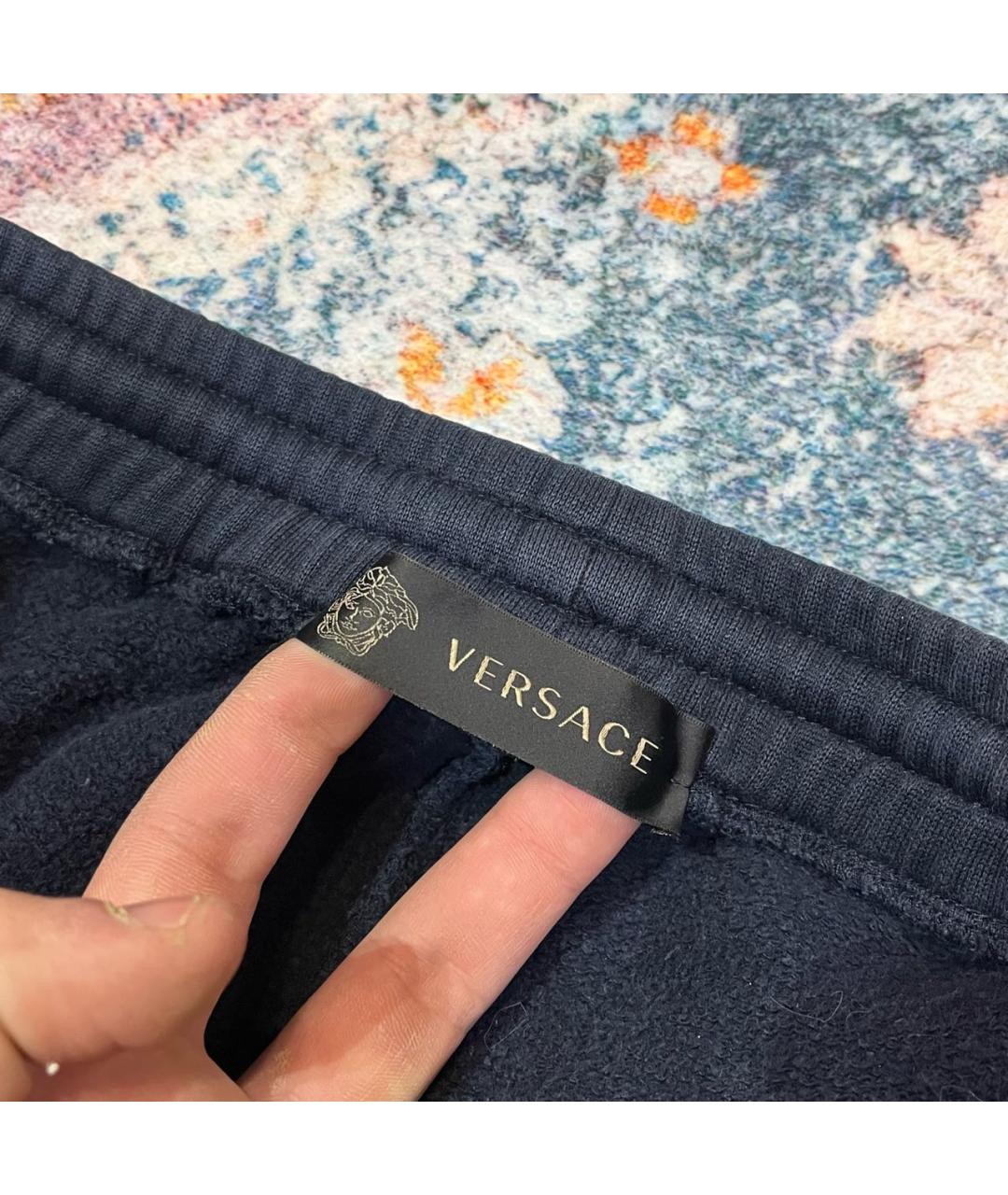 VERSACE Темно-синие хлопковые повседневные брюки, фото 4