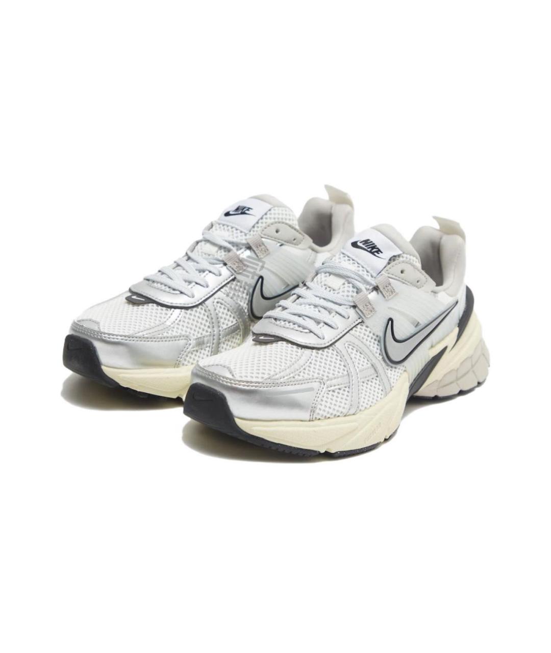 NIKE Белые кроссовки, фото 2