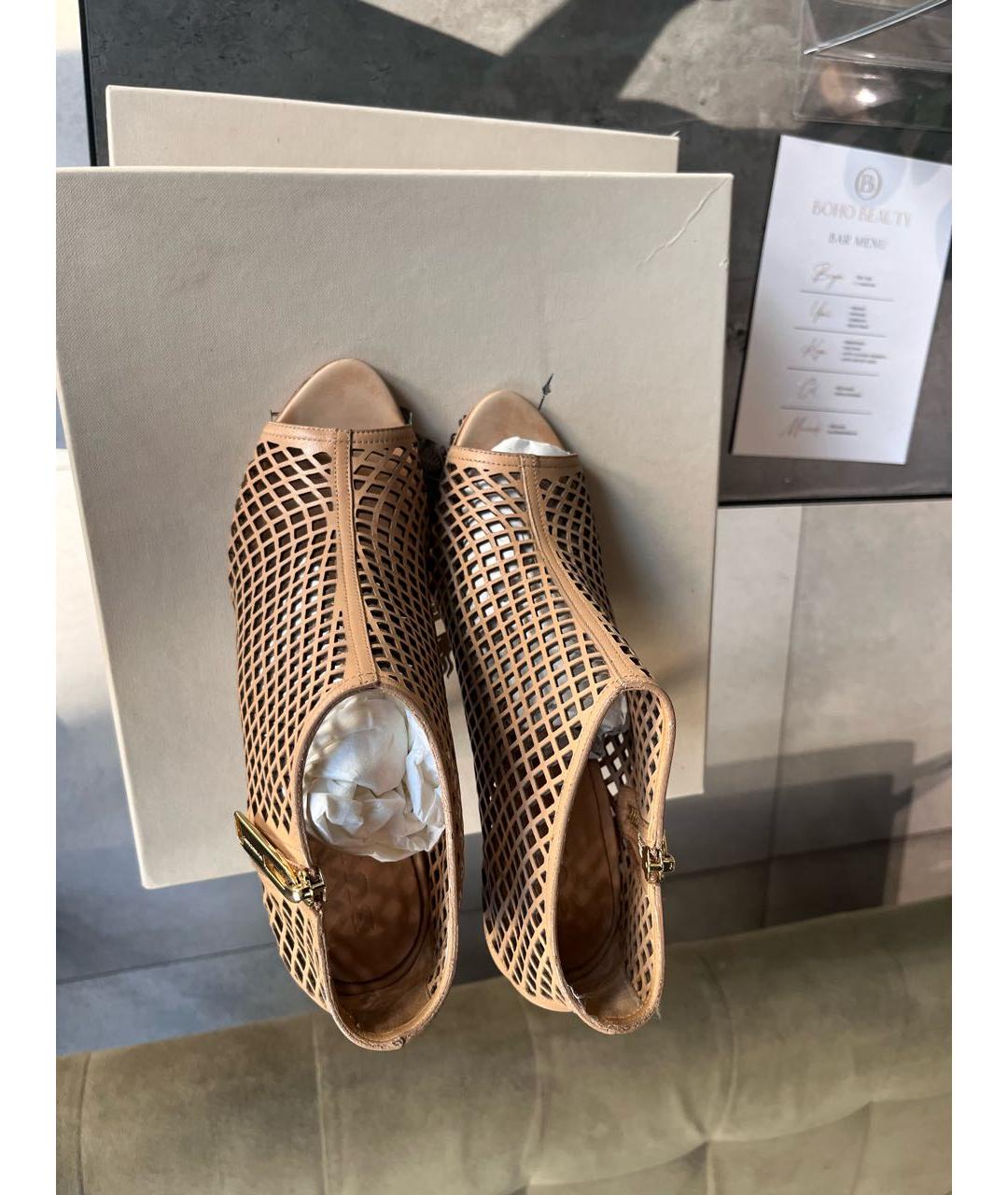BURBERRY Бежевые кожаные босоножки, фото 4
