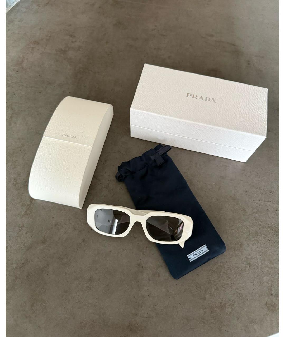 PRADA Белые пластиковые солнцезащитные очки, фото 3
