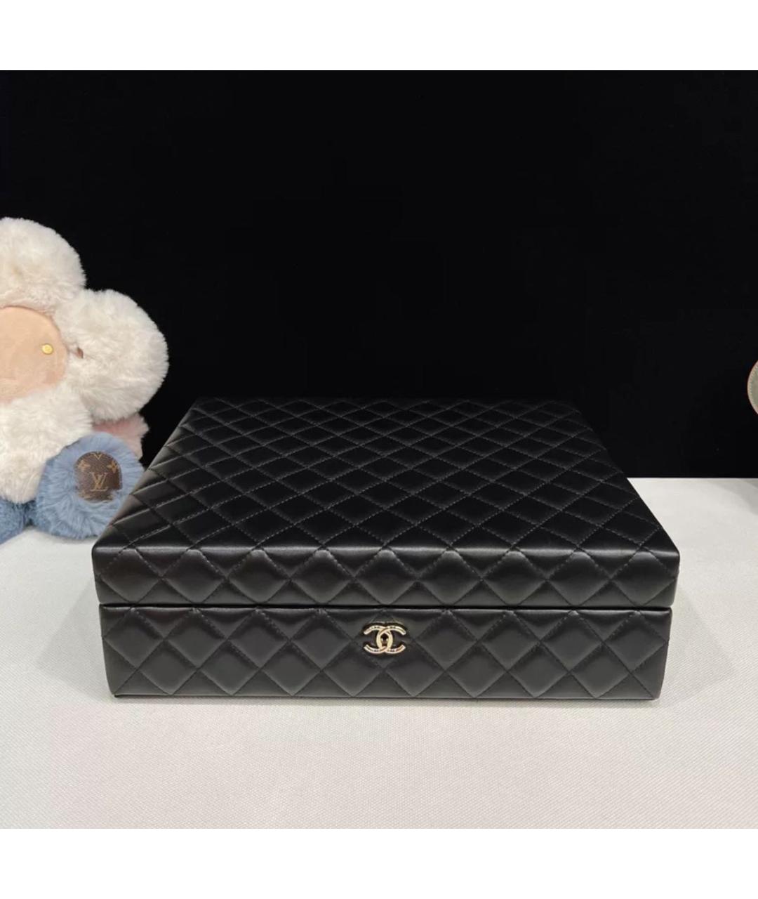 CHANEL Черная кожаная косметичка, фото 3