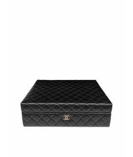 CHANEL Косметичка