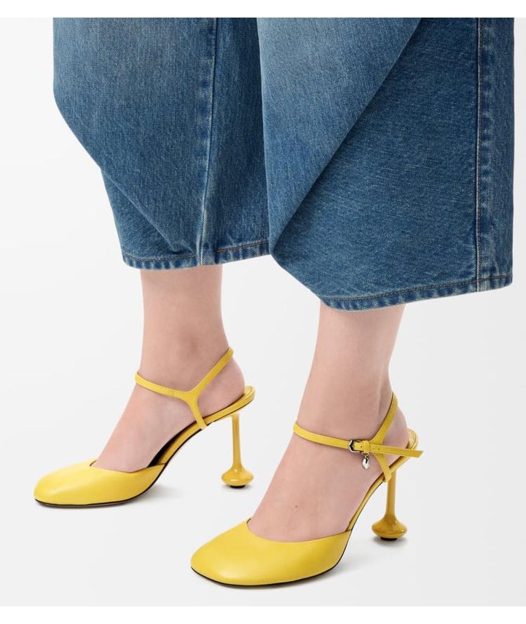 LOEWE Желтые кожаные босоножки, фото 2