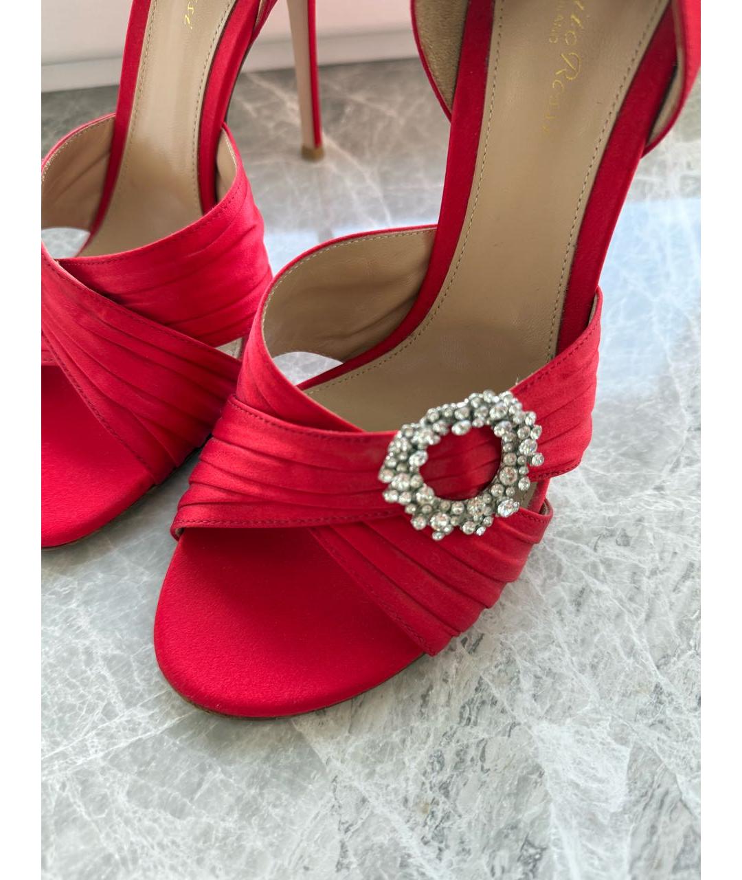 GIANVITO ROSSI Красные текстильные босоножки, фото 4