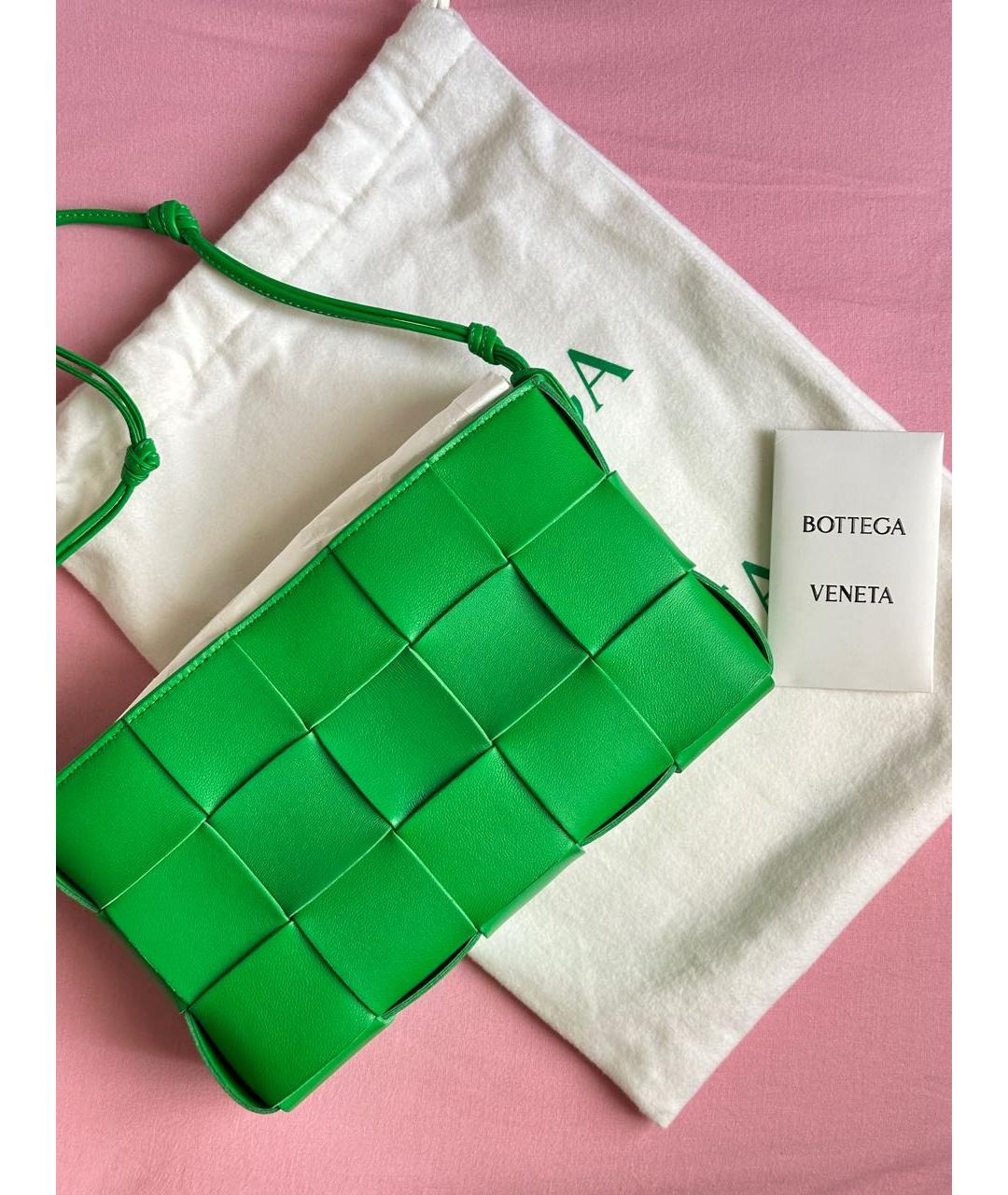 BOTTEGA VENETA Зеленая кожаная сумка с короткими ручками, фото 2