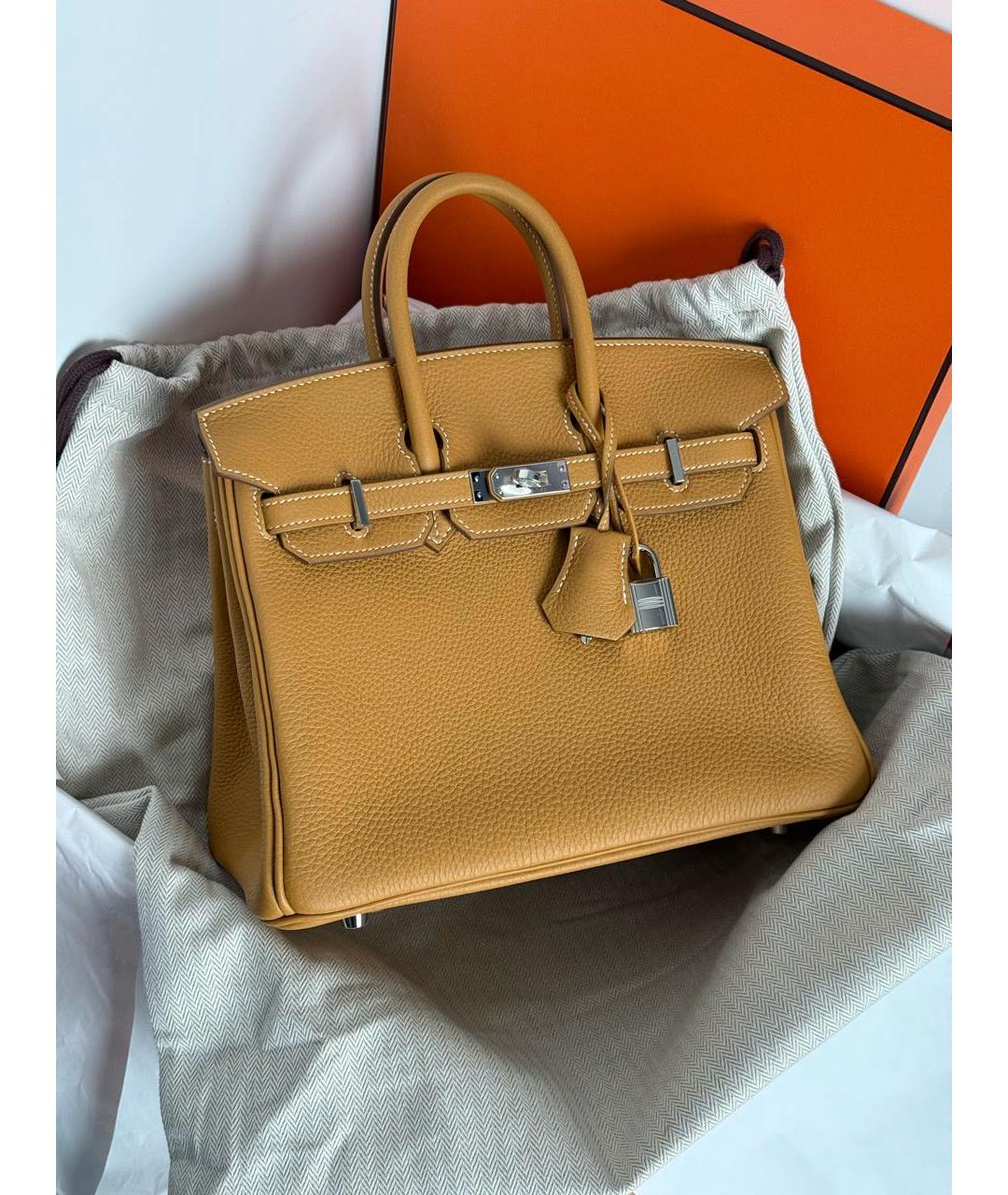 HERMES Горчичная кожаная сумка с короткими ручками, фото 2