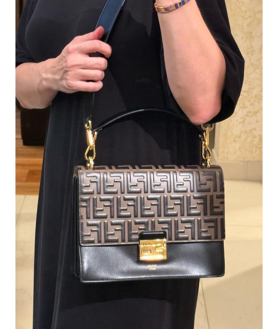FENDI Коричневая кожаная сумка с короткими ручками, фото 6