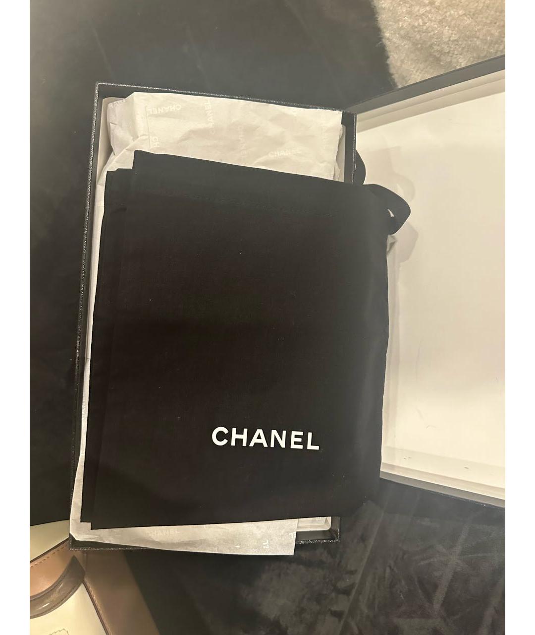 CHANEL Бежевые кожаные лодочки на низком каблуке, фото 8