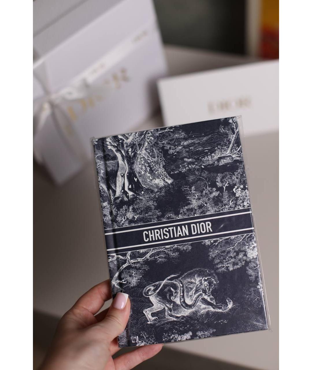 CHRISTIAN DIOR Книга, фото 3