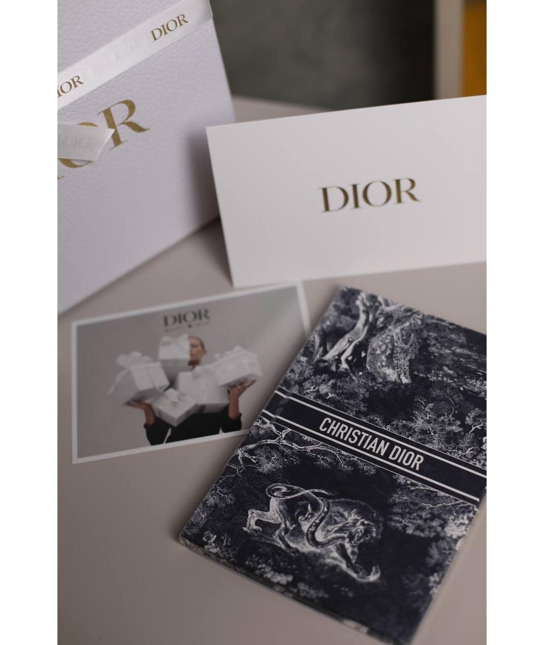 CHRISTIAN DIOR Книга, фото 2