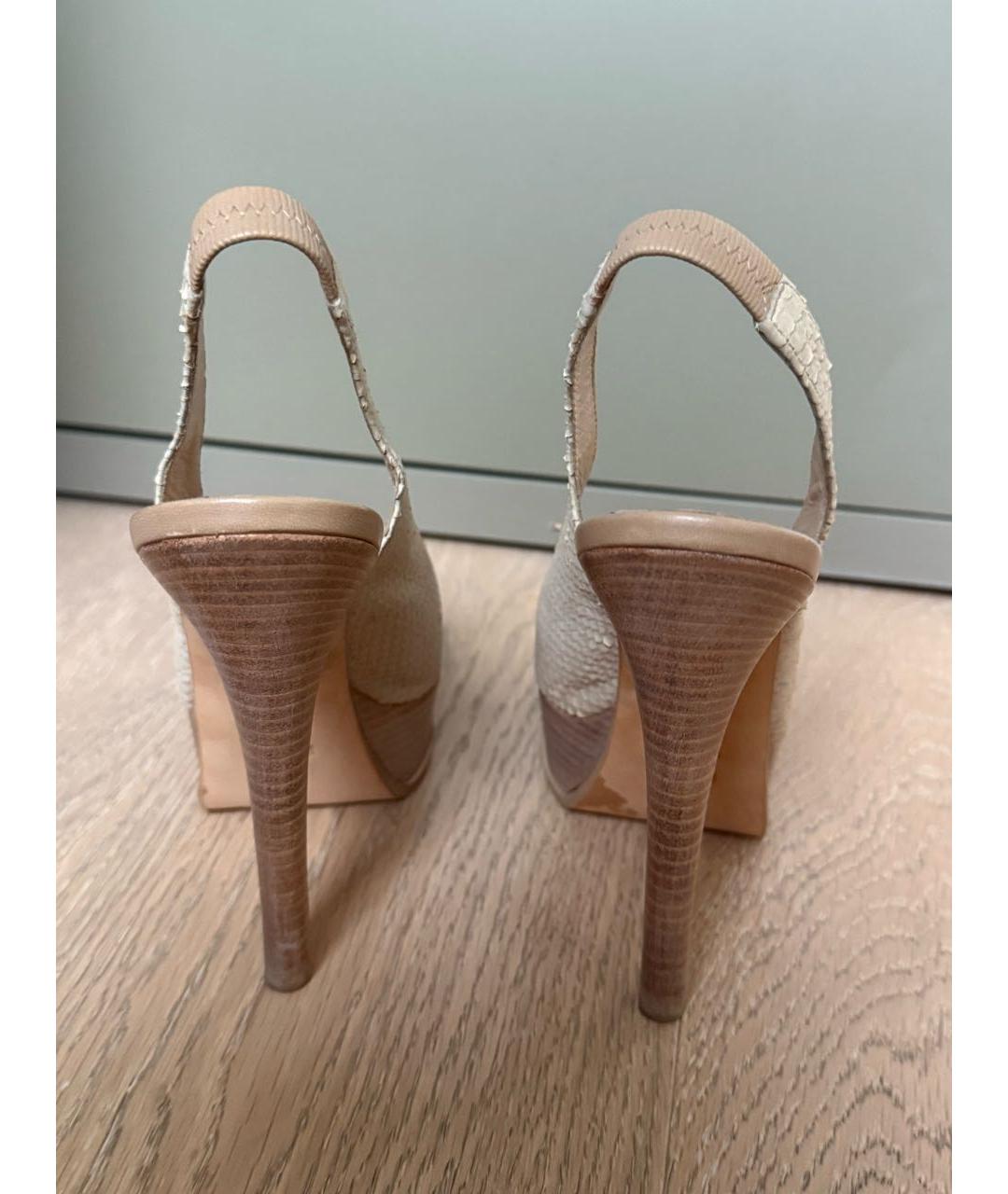 FENDI Бежевые босоножки из экзотической кожи, фото 4