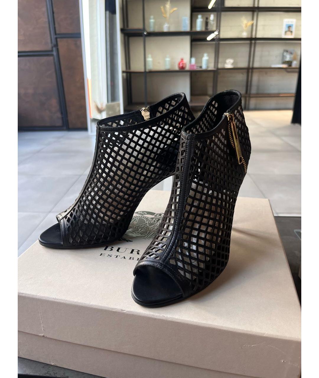BURBERRY Черные кожаные босоножки, фото 8