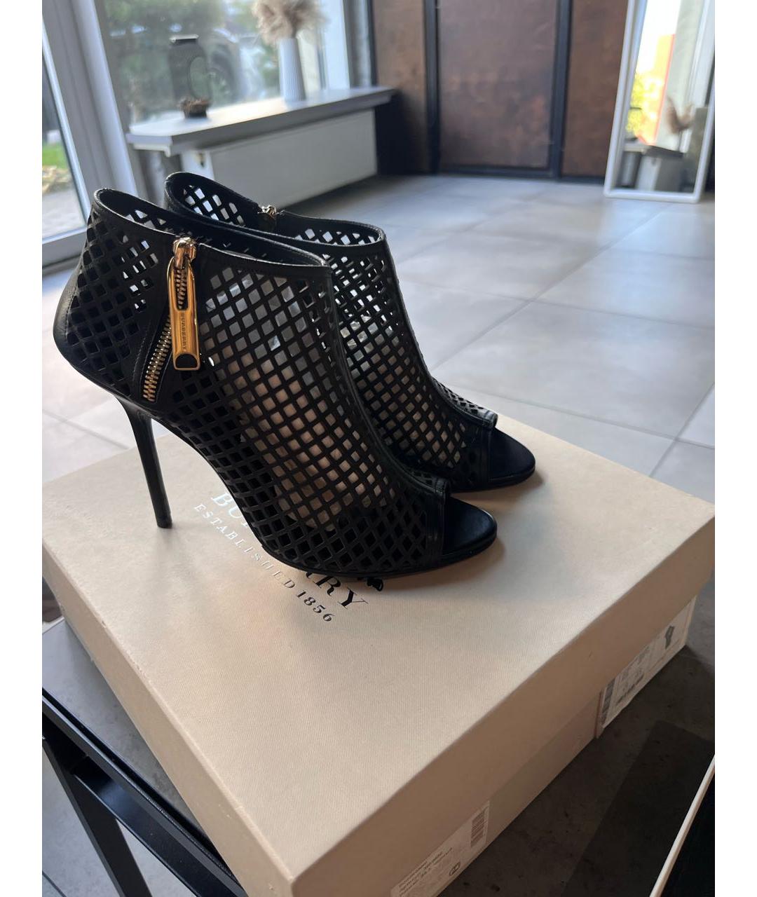 BURBERRY Черные кожаные босоножки, фото 9
