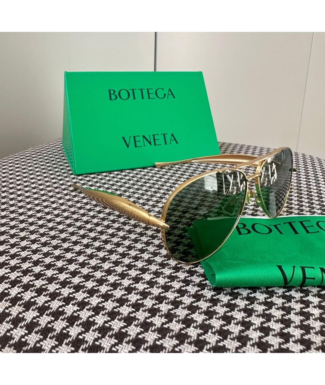 BOTTEGA VENETA Золотые металлические солнцезащитные очки, фото 3