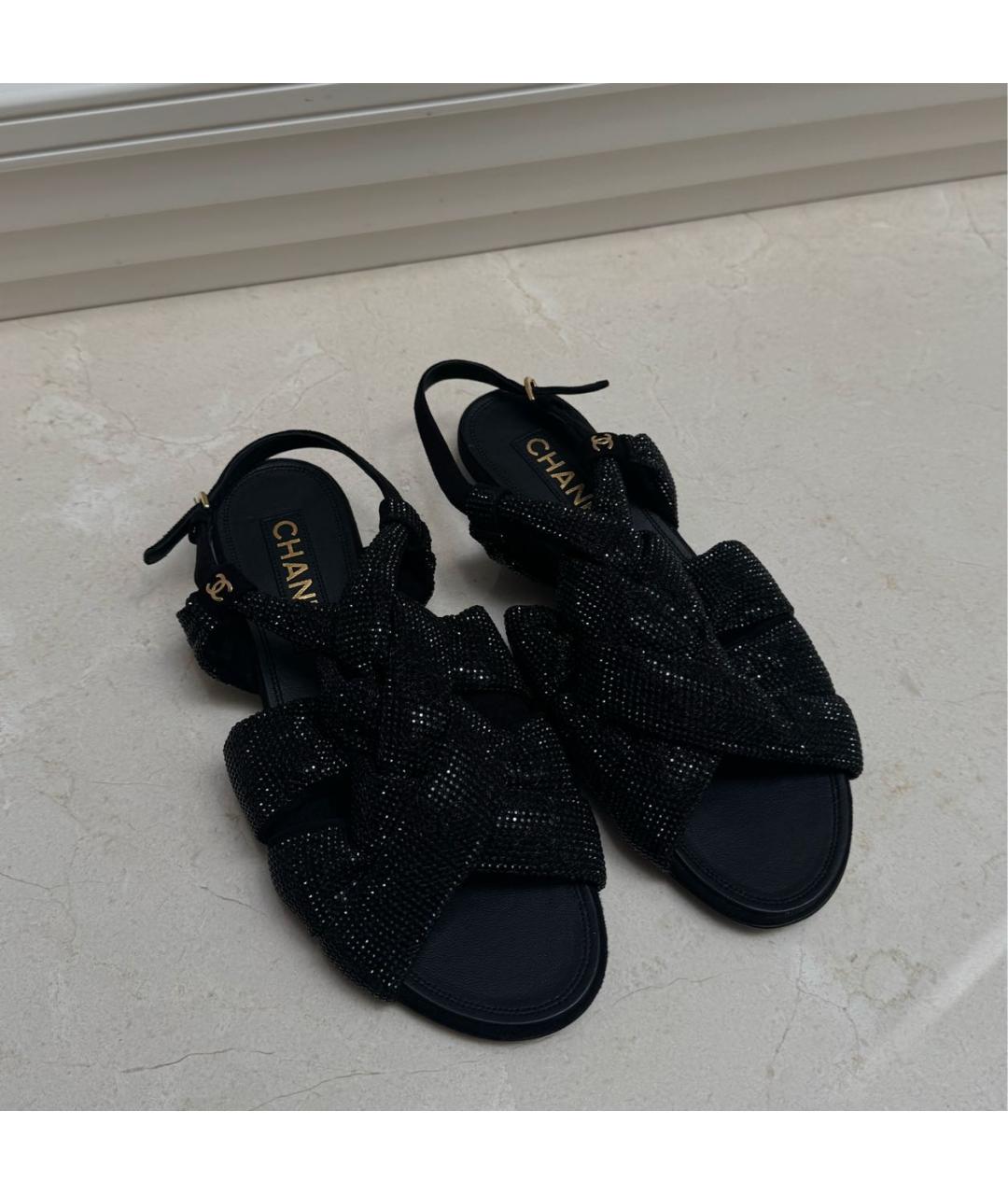 CHANEL Черные кожаные сандалии, фото 2