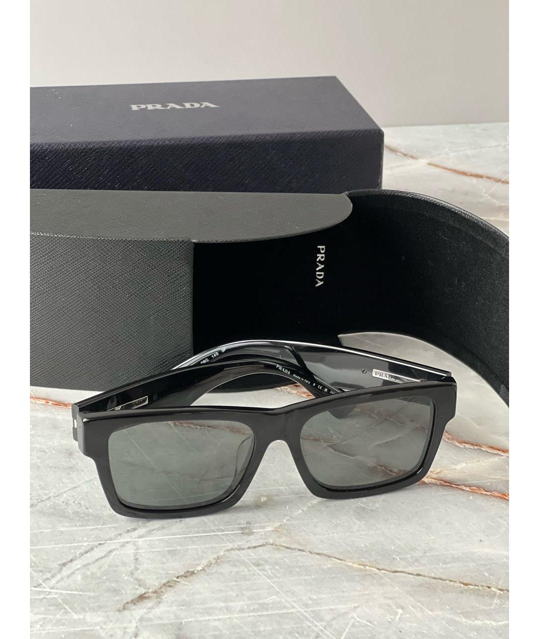 PRADA Черные пластиковые солнцезащитные очки, фото 4