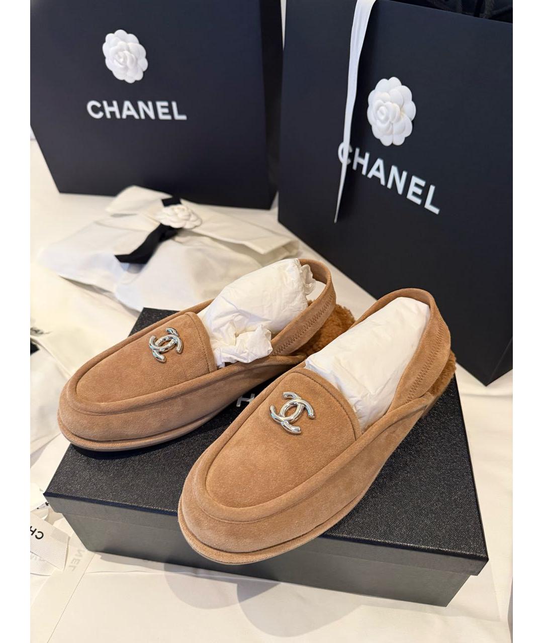 CHANEL Бежевые замшевые мюли, фото 2