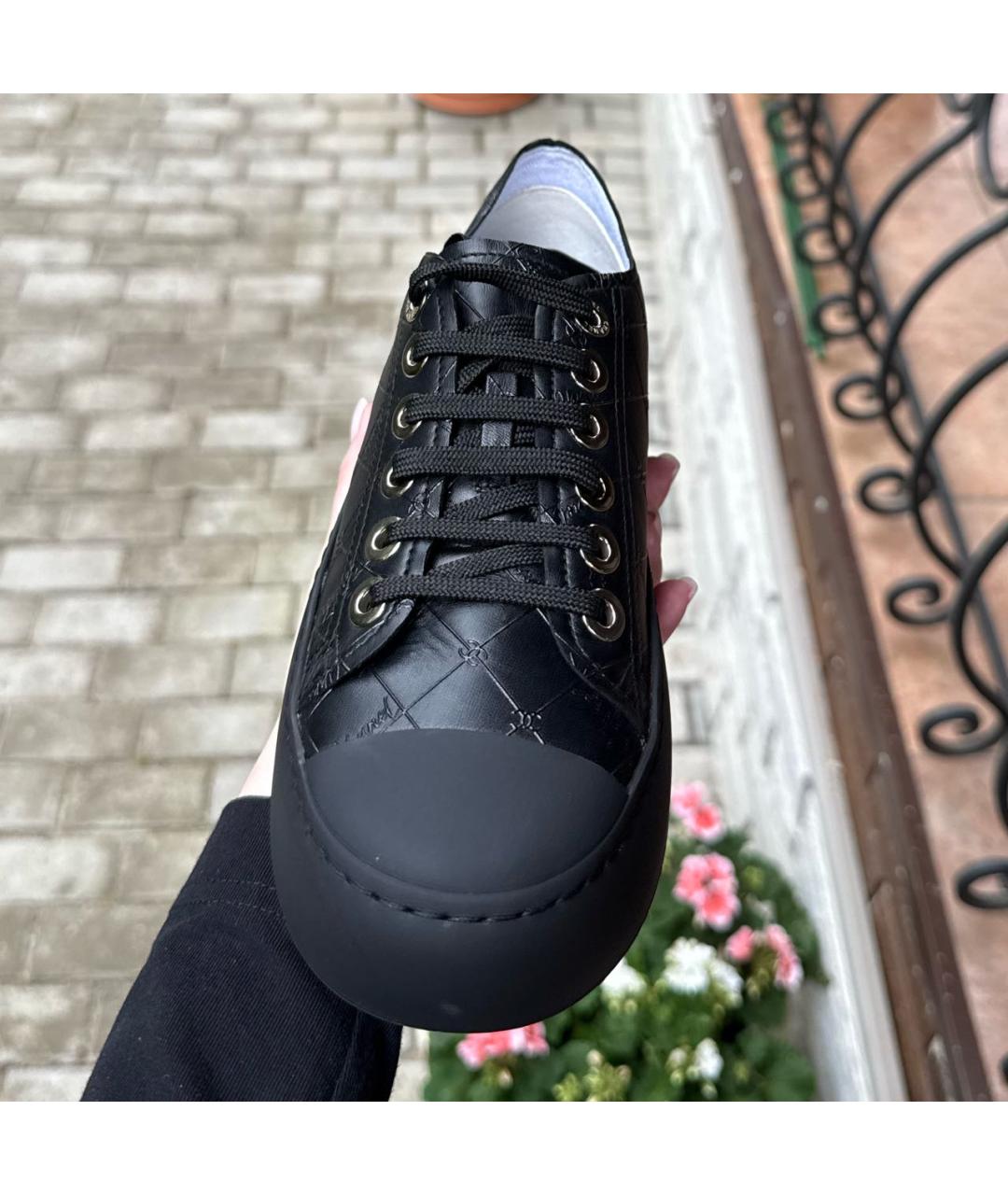 CHANEL Черные кожаные кеды, фото 5